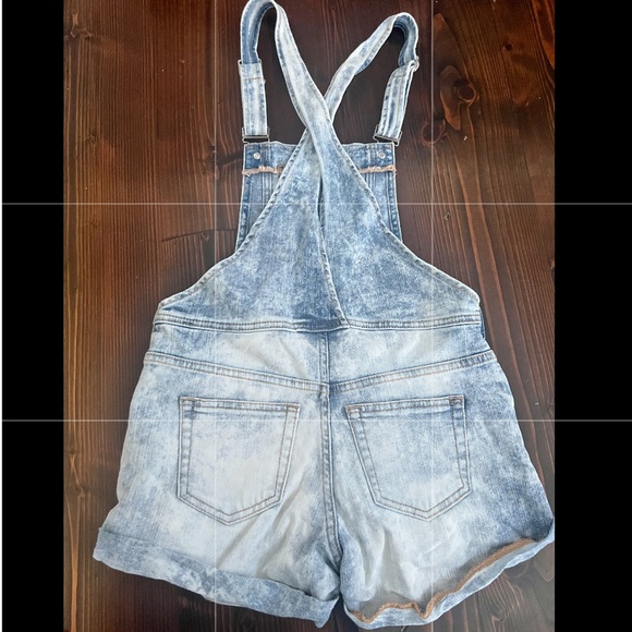 Bebe Distressed Suspender Shorts - Picture 3 of 8